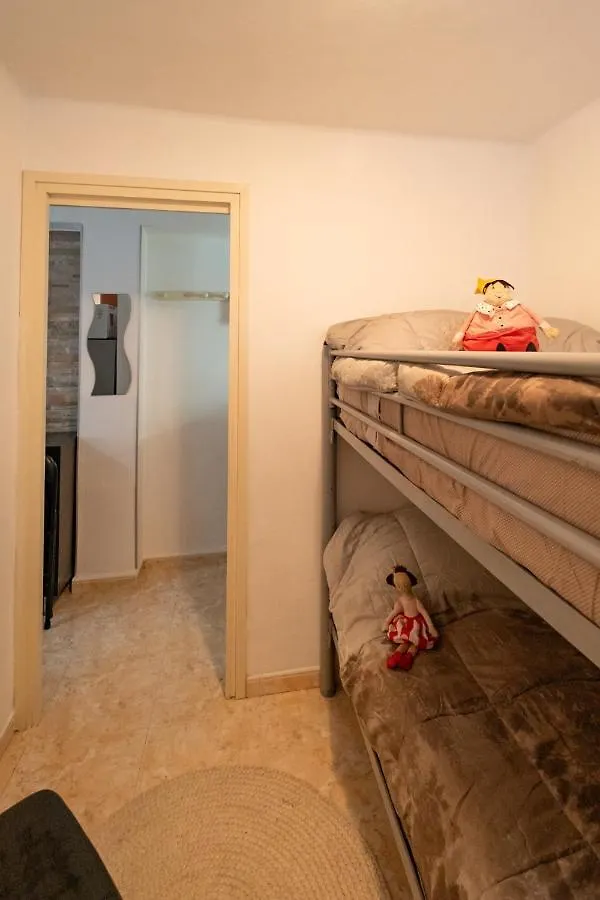 Apartment Fantastico Apartamento La Pineda Spain