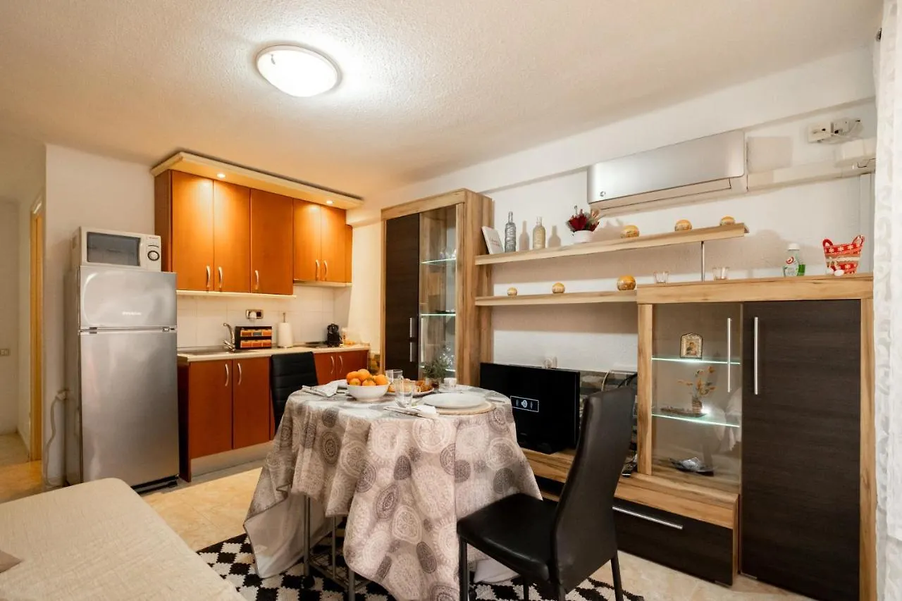 Fantastico Apartamento La Pineda Apartment